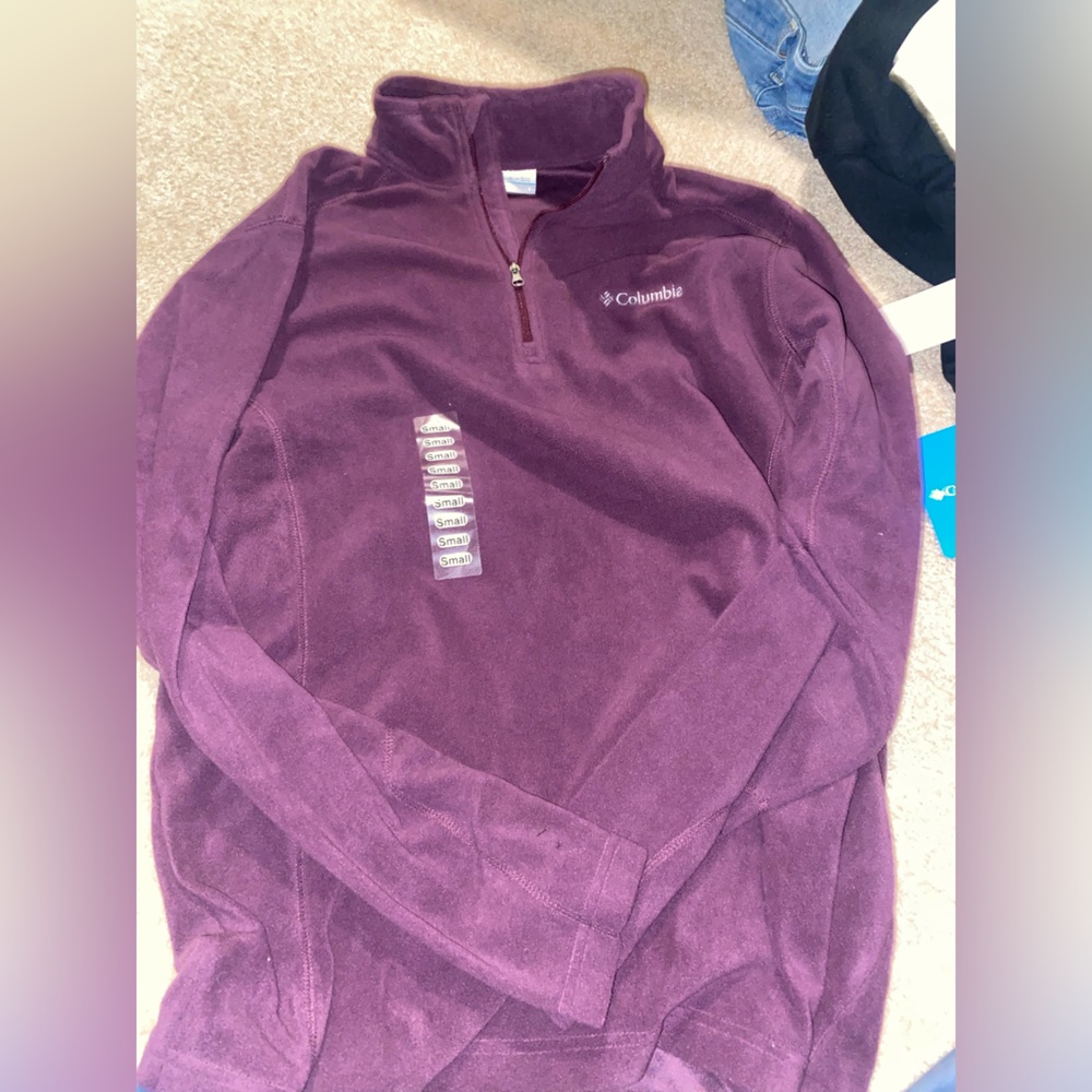NEW Columbia women’s sweater size small,super soft